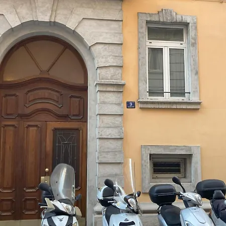 Galileo - Via Galilei 9 Apartment Trieste Exterior photo