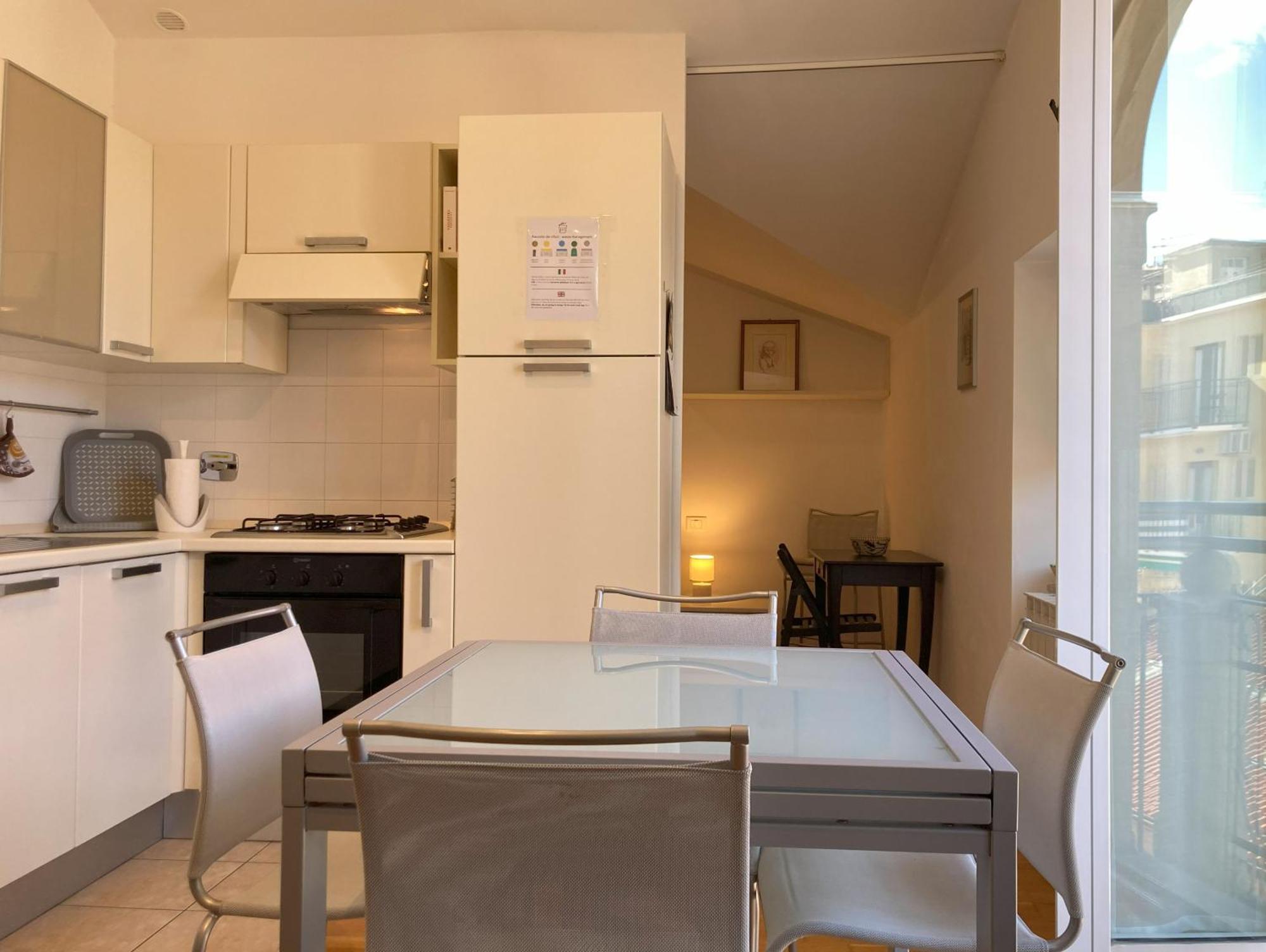 Apartment Galileo - Via Galilei 9 Trieste