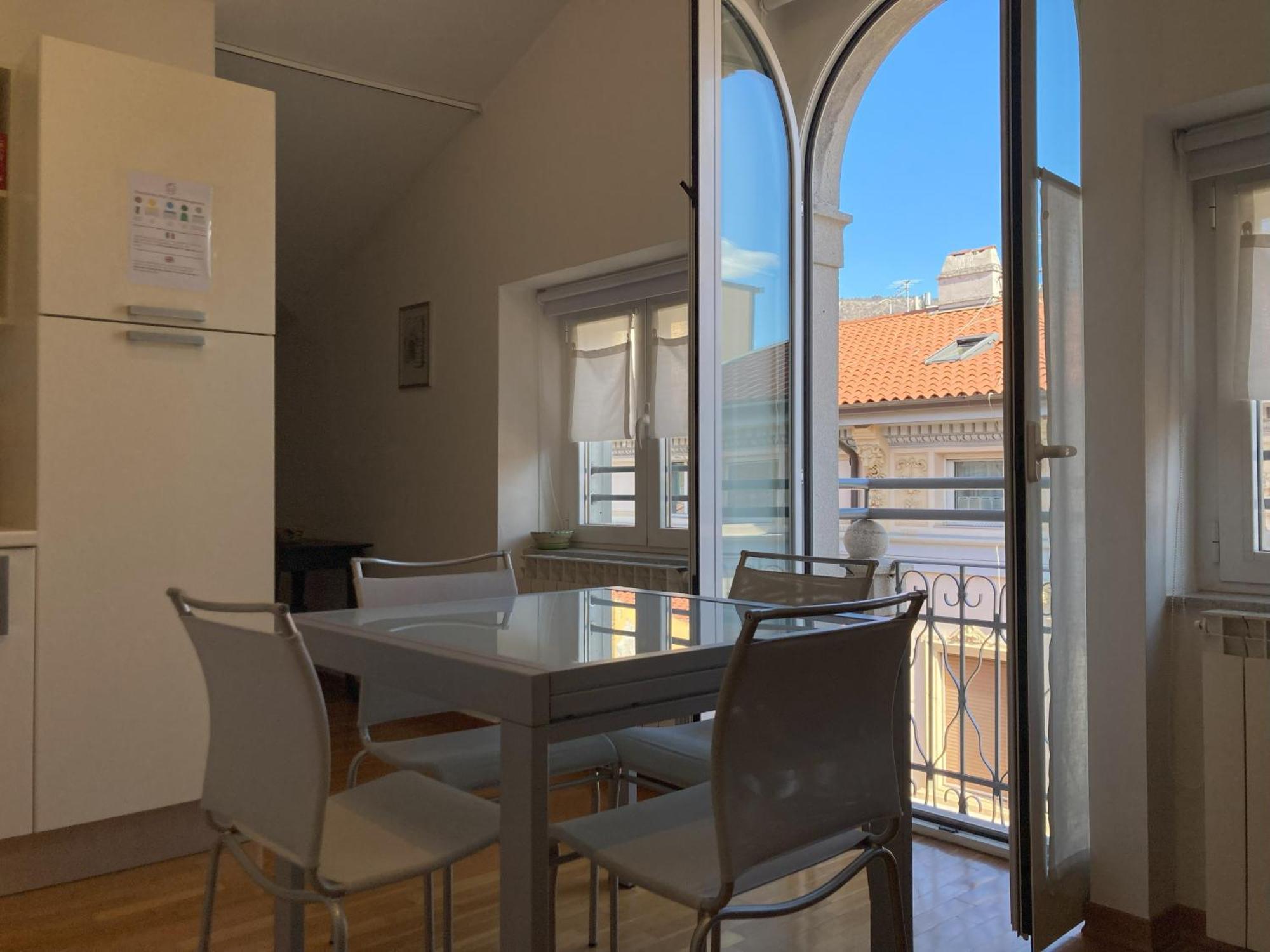 Galileo - Via Galilei 9 Trieste